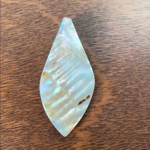 Unique Shell Pendant Lot - Picture 5 of 5